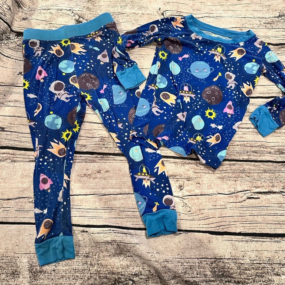 Little Sleepies “Out of This World” Bamboo Pajama Set Size 12-18